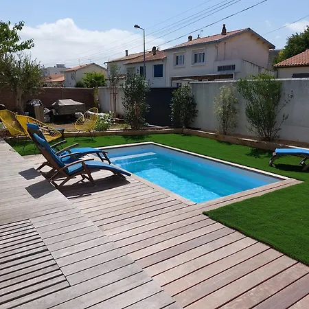 Maison Familiale Avec Jacuzzi Et Piscine *