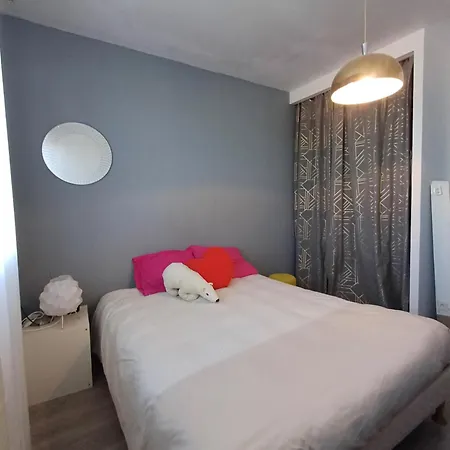 Maison Familiale Avec Jacuzzi Et Piscine *