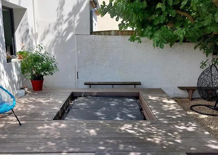 Maison Familiale Avec Jacuzzi Et Piscine La Rochelle (Charente-Maritime)